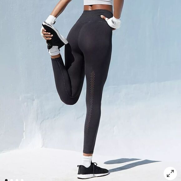 Free People High-Rise 7/8 Length Good Karma Leggings M/L - Picture 2 of 7